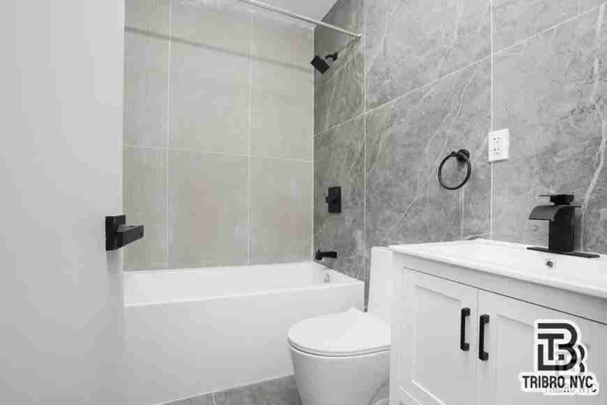 1731 Norman St - Photo 7 of 9