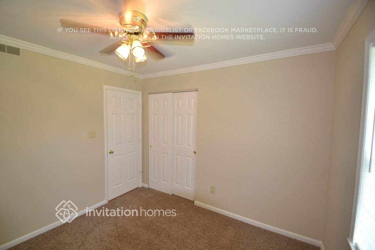 7001 Fieldlark Ln - Photo 6 of 12