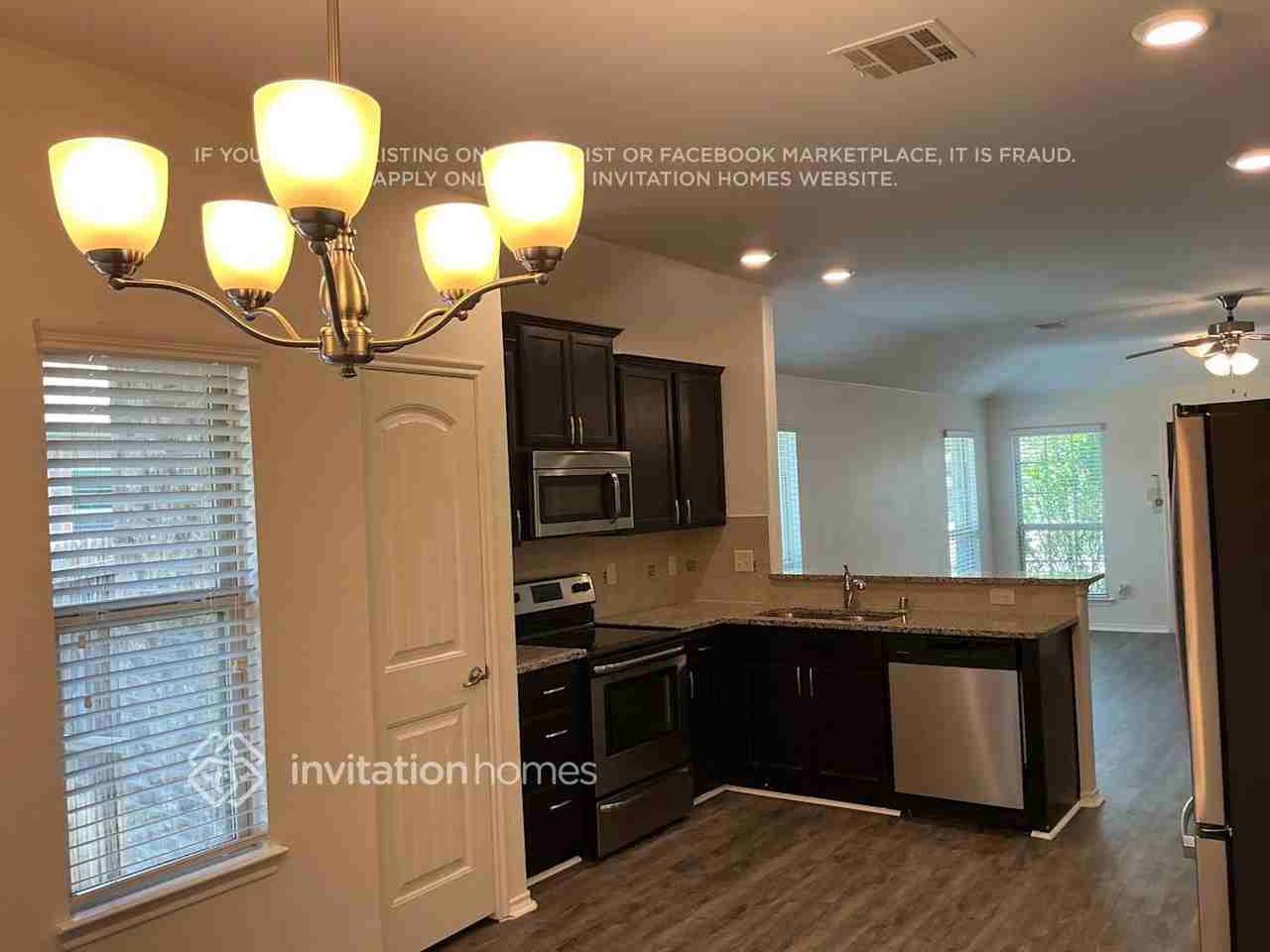 1336 Red River Dr - Photo 6 of 17