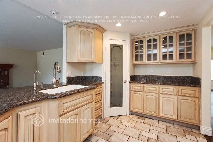 3613 Burning Tree Dr - Photo 7 of 15