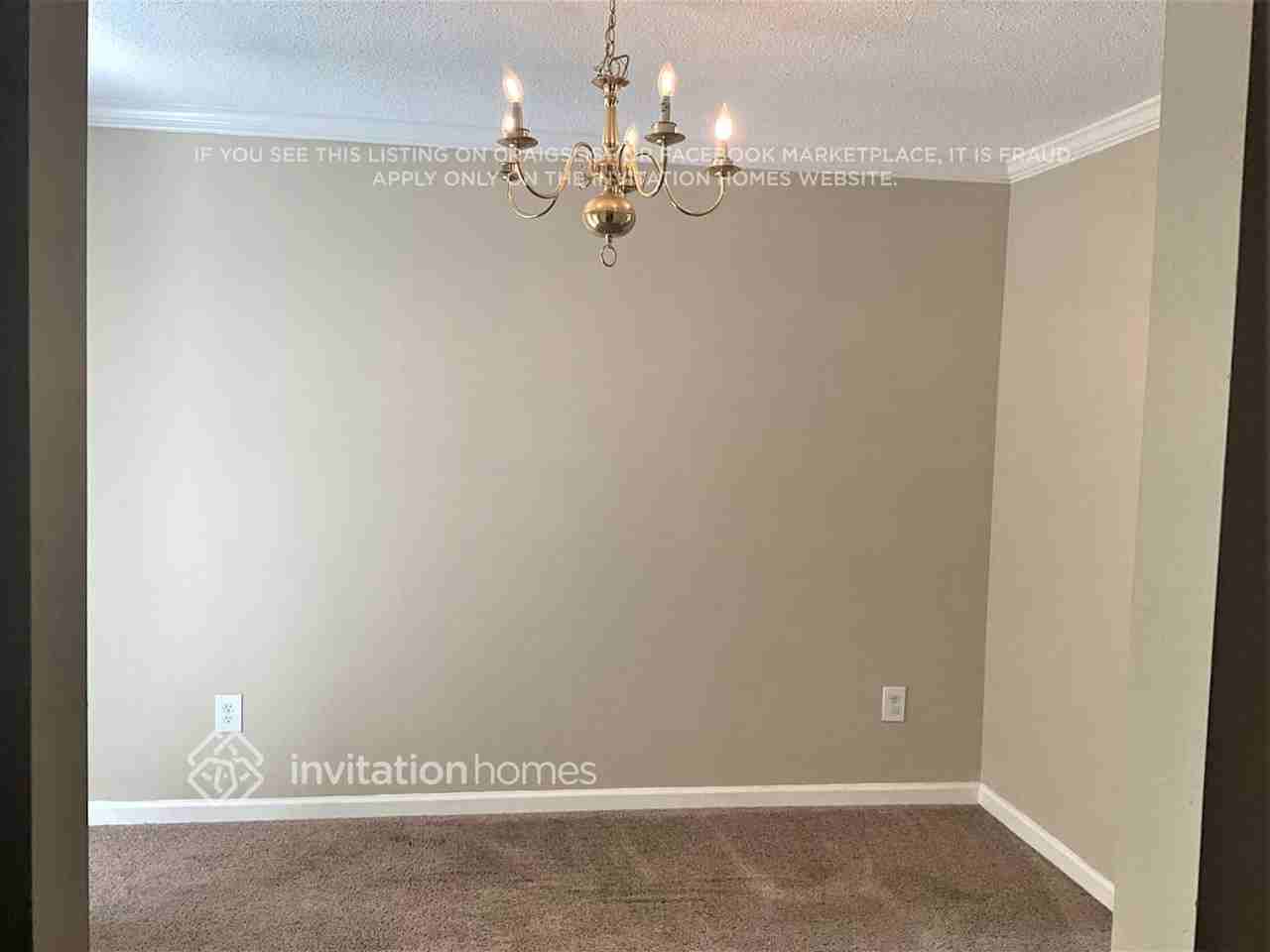 1511 Vance St - Photo 4 of 16