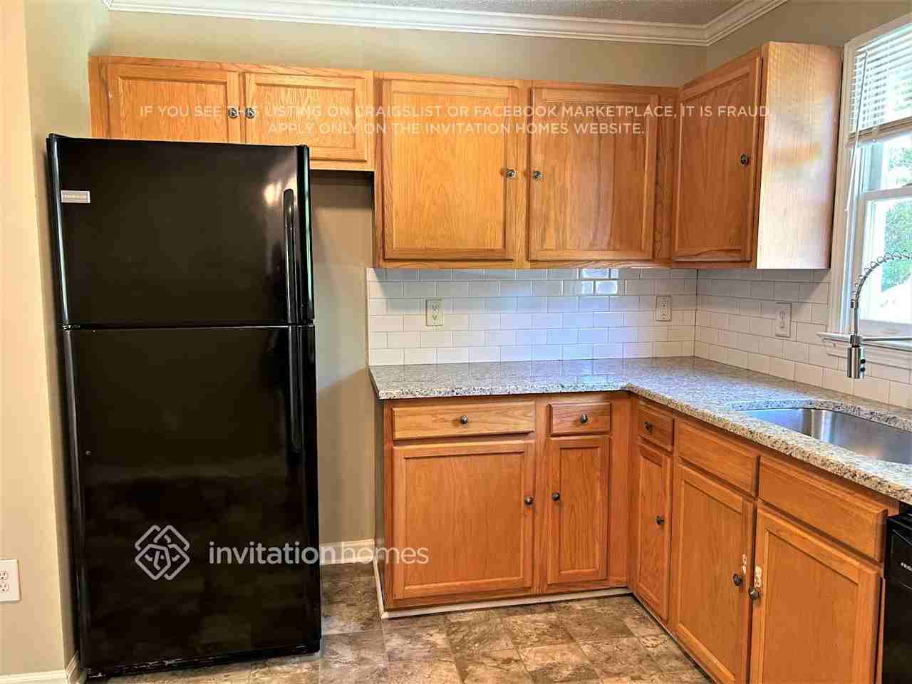 1511 Vance St - Photo 6 of 16