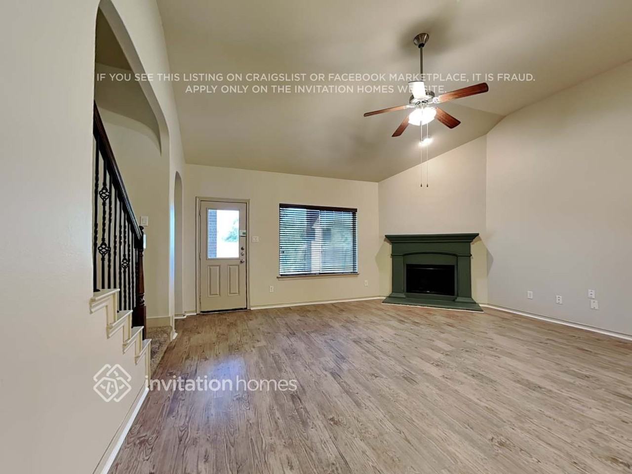 3016 Stonecrop Trl - Photo 4 of 19