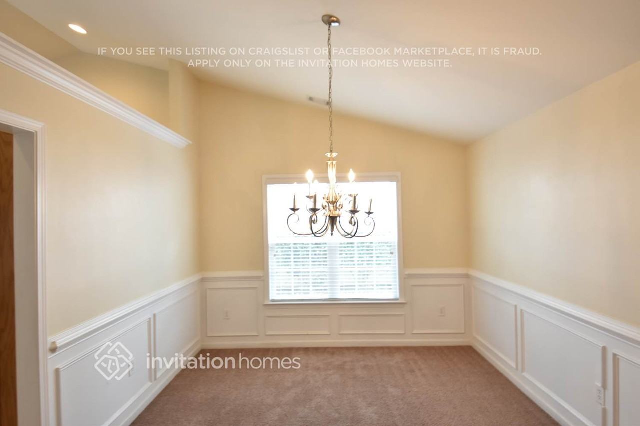 1320 Martins Down Dr - Photo 4 of 13