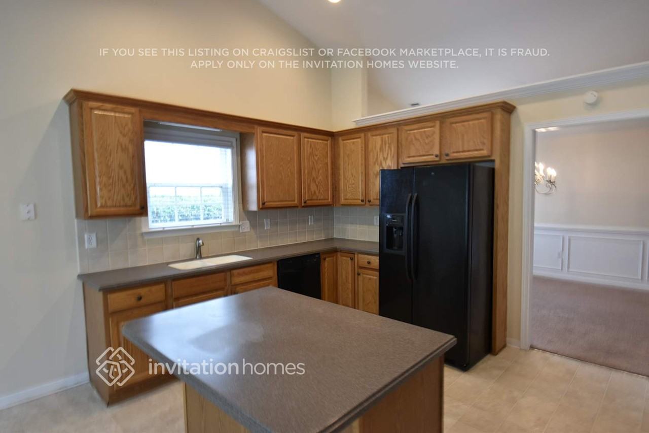 1320 Martins Down Dr - Photo 6 of 13