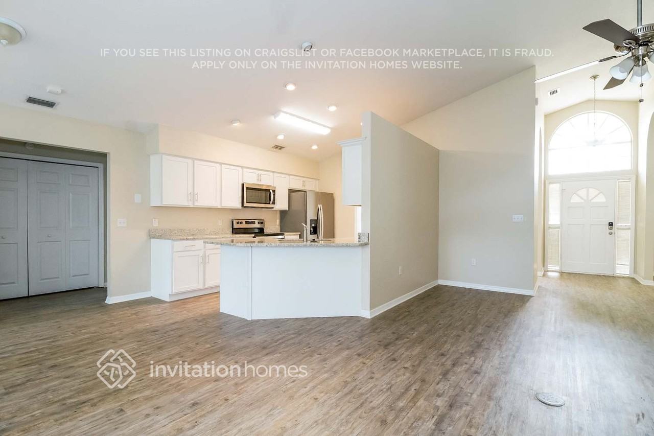 139 Varsity Cir - Photo 6 of 21