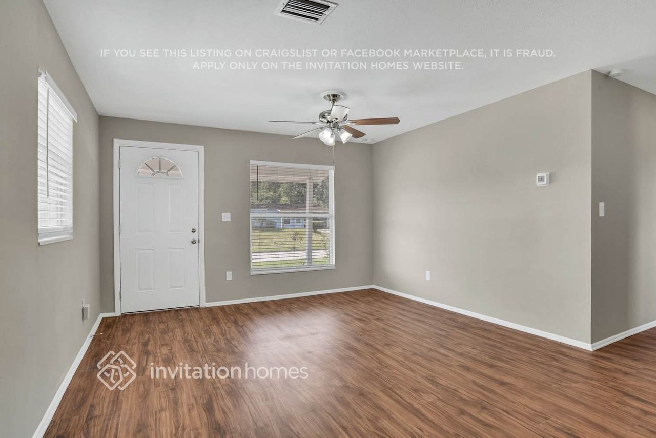 3307 W South St - Photo 7 of 25