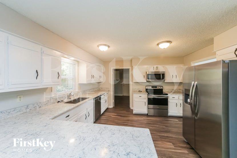 2220 Nutbush Pl - Photo 7 of 15