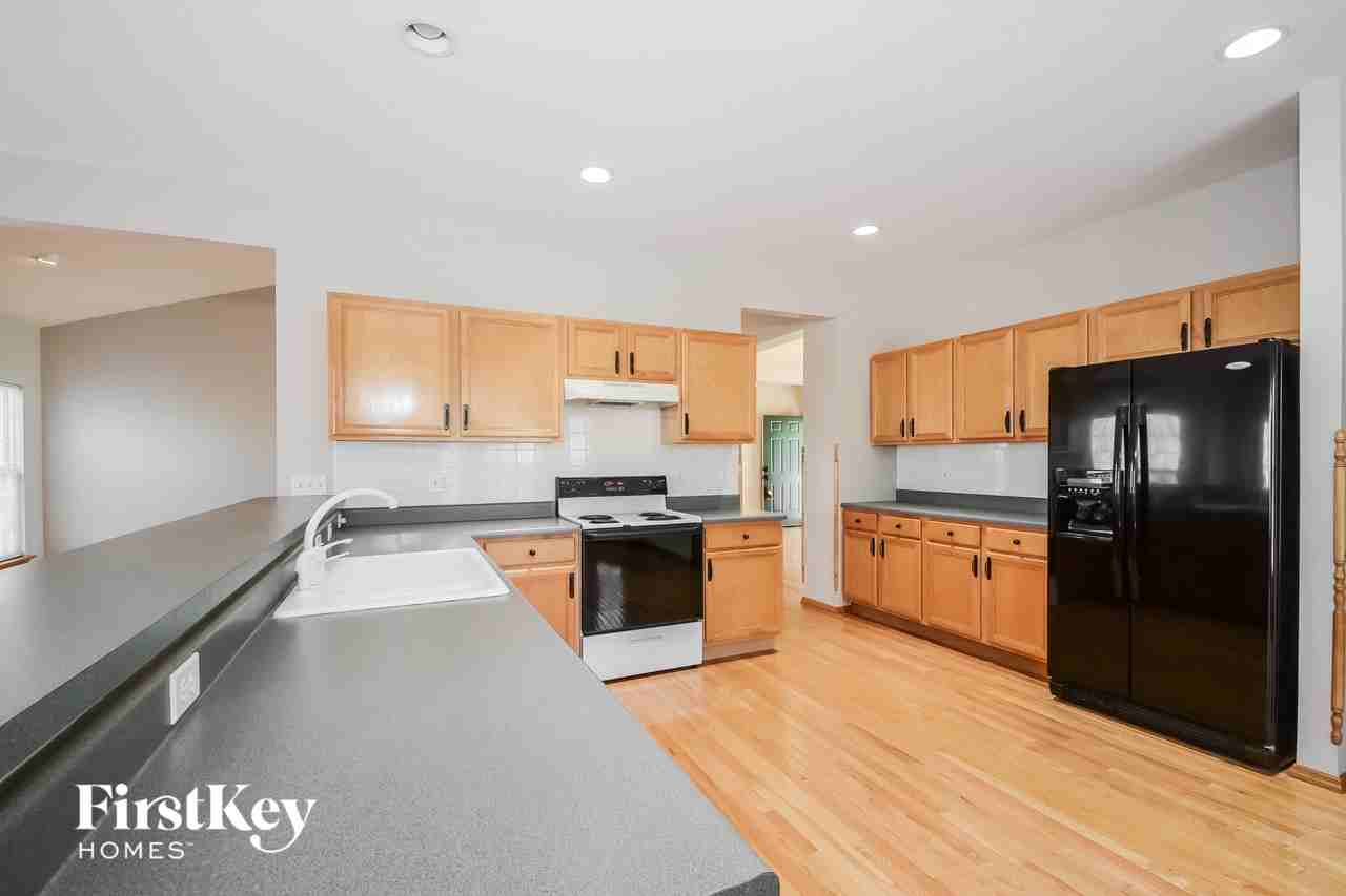 12 Fox Bluff Ct - Photo 6 of 15