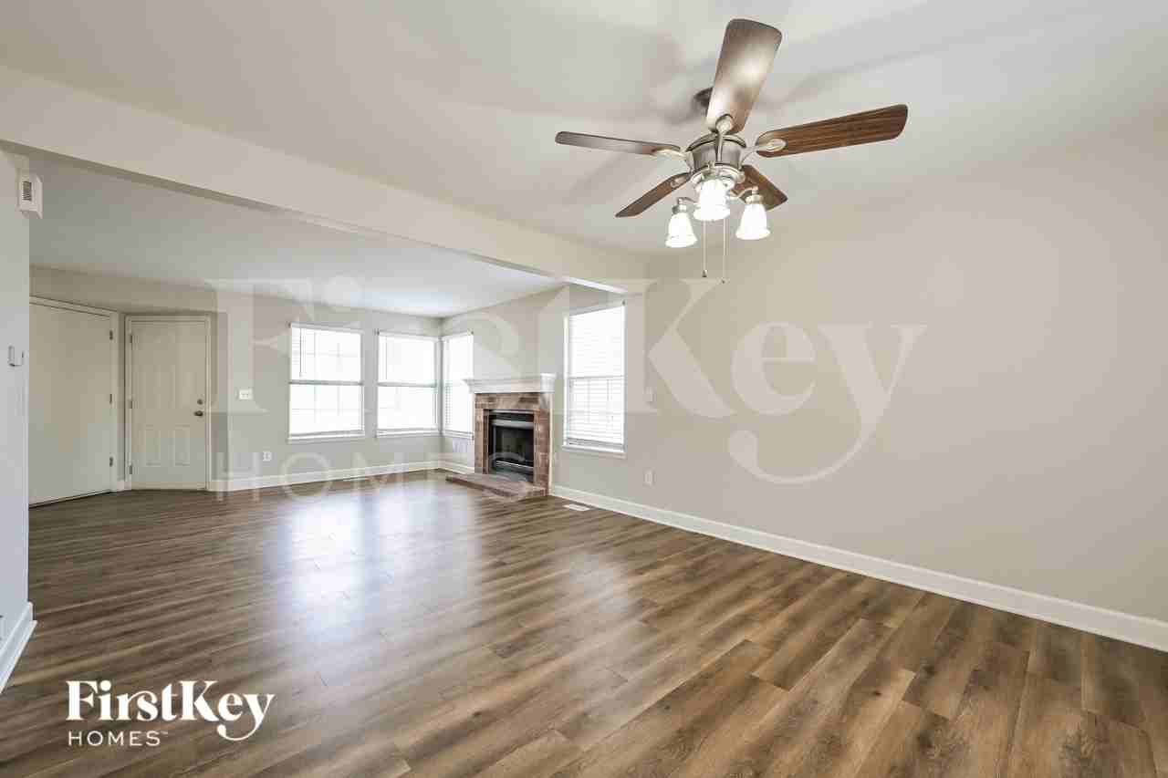 4950 N Foxtail Dr - Photo 3 of 16