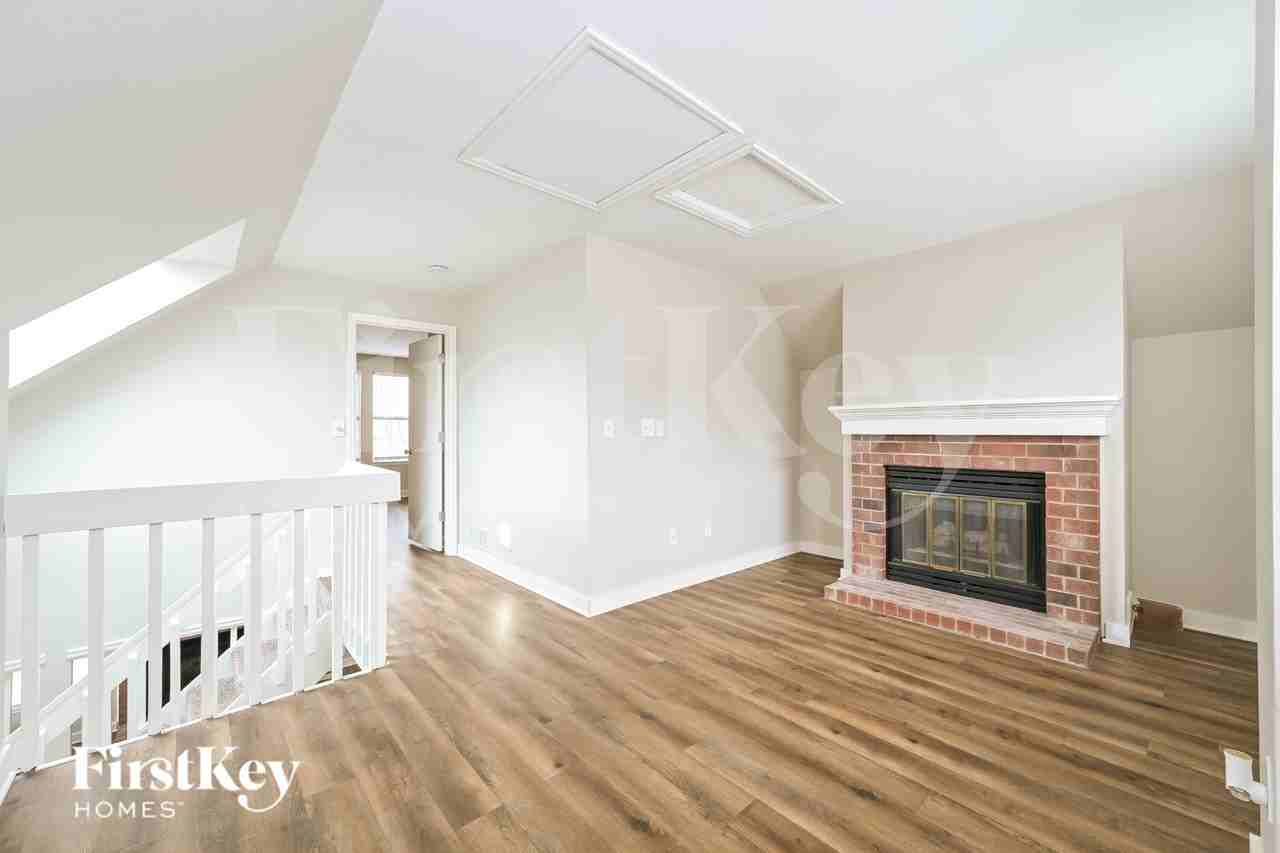 4950 N Foxtail Dr - Photo 4 of 16