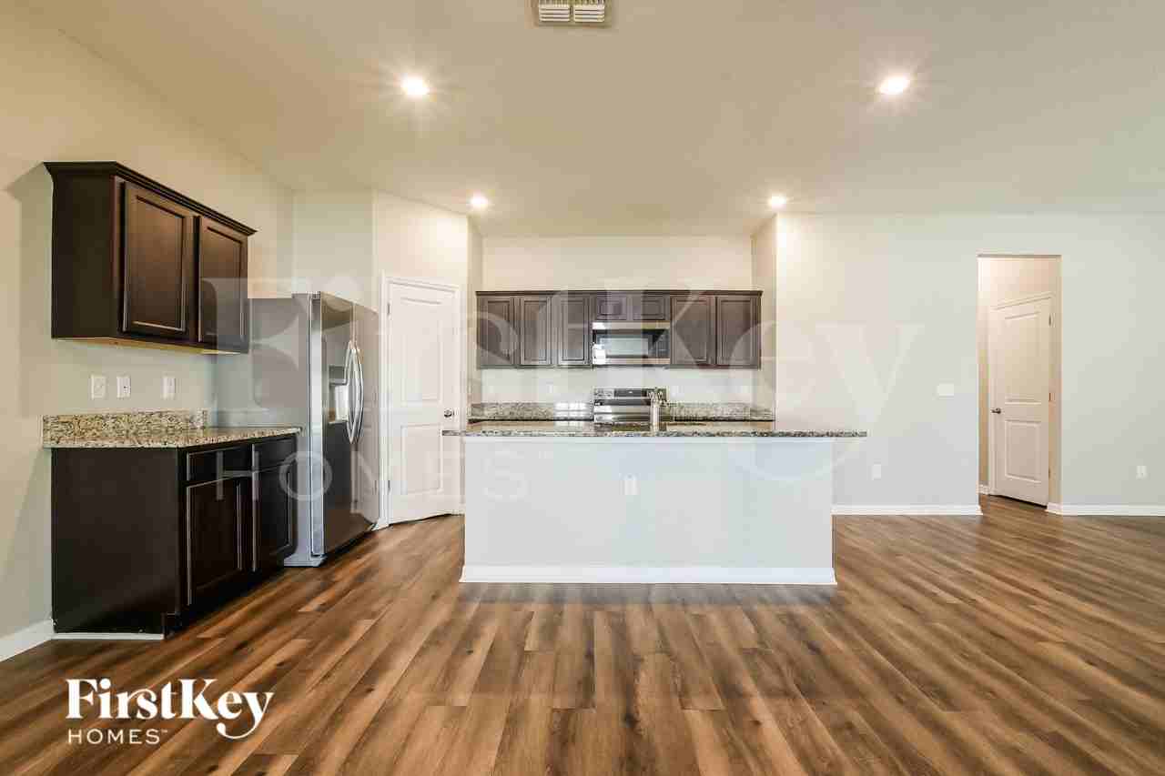 3941 Saltmarsh Loop - Photo 5 of 16