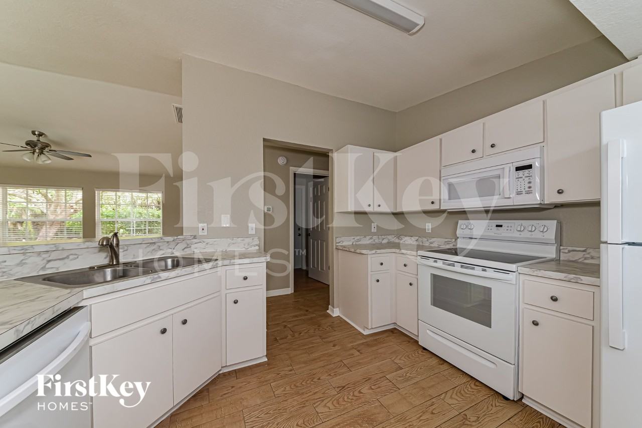 2242 Sagebloom Ter - Photo 6 of 15