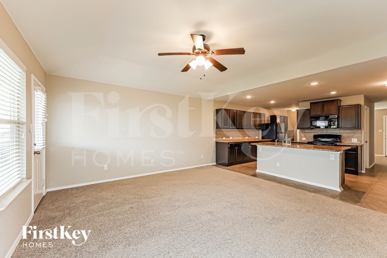 7434 Galileo Line - Photo 4 of 15