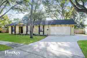 featured image of 585 Walden Ct