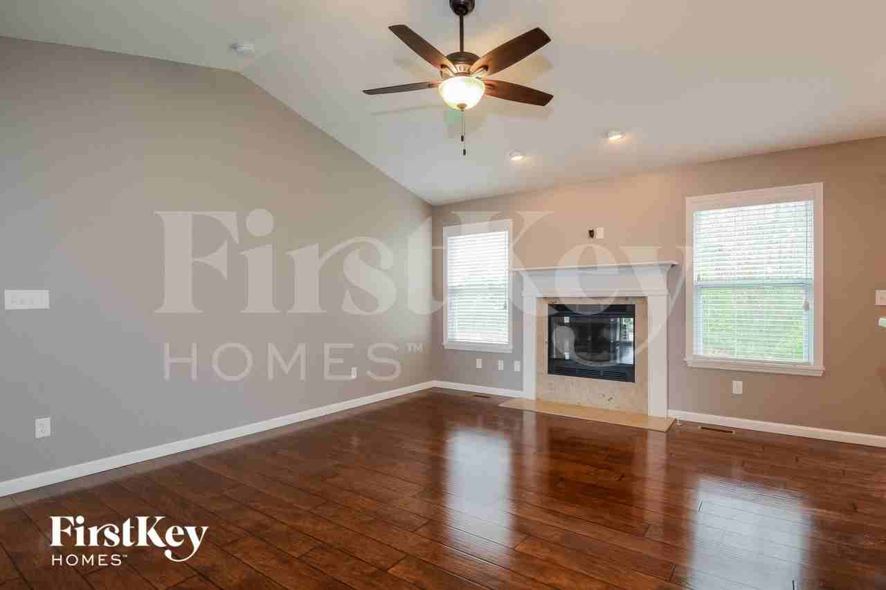 314 Heather Mill Dr - Photo 4 of 15