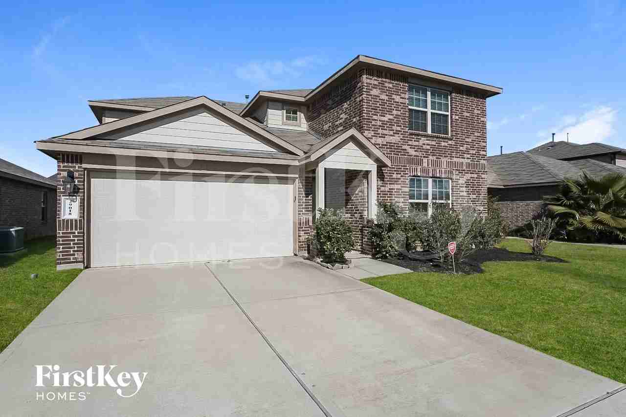 29018 Innes Park Pl - Photo 2 of 15