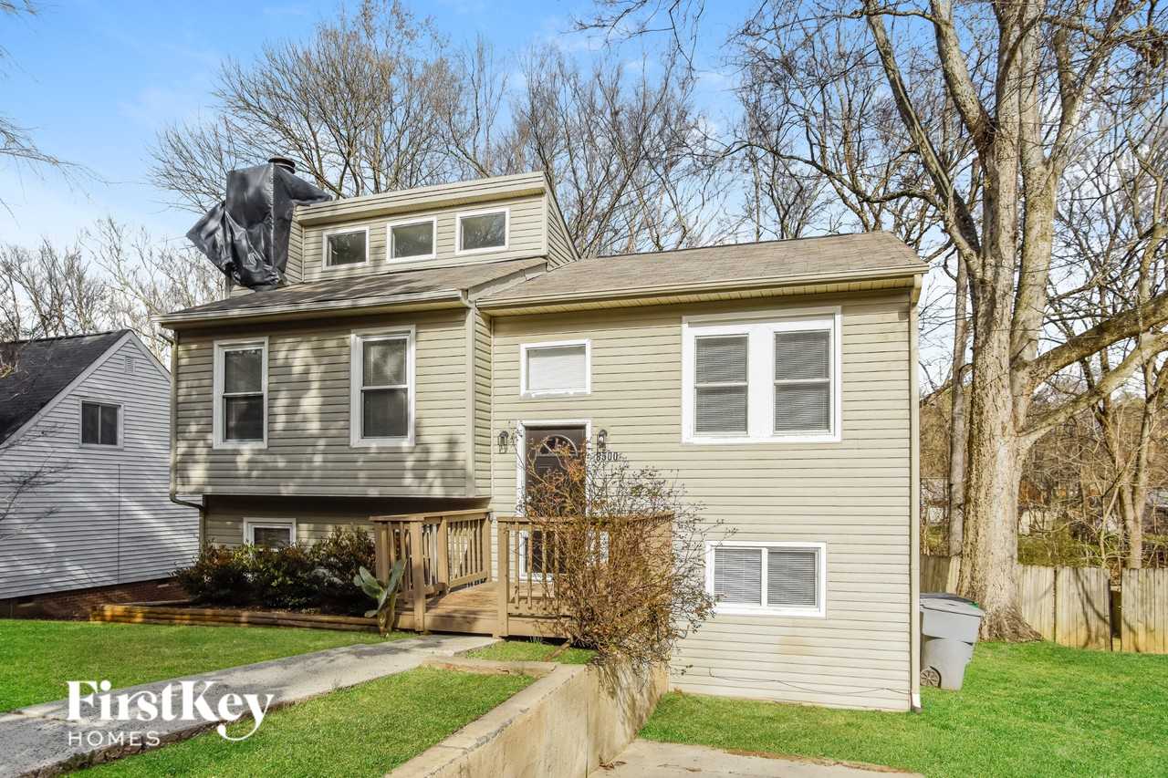 8500 Park Vista Cir - Photo 2 of 15