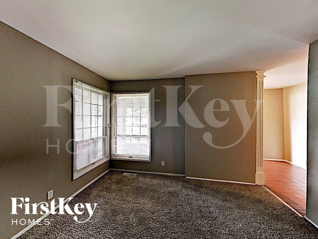 3558 Whispering Woods Dr - Photo 6 of 17