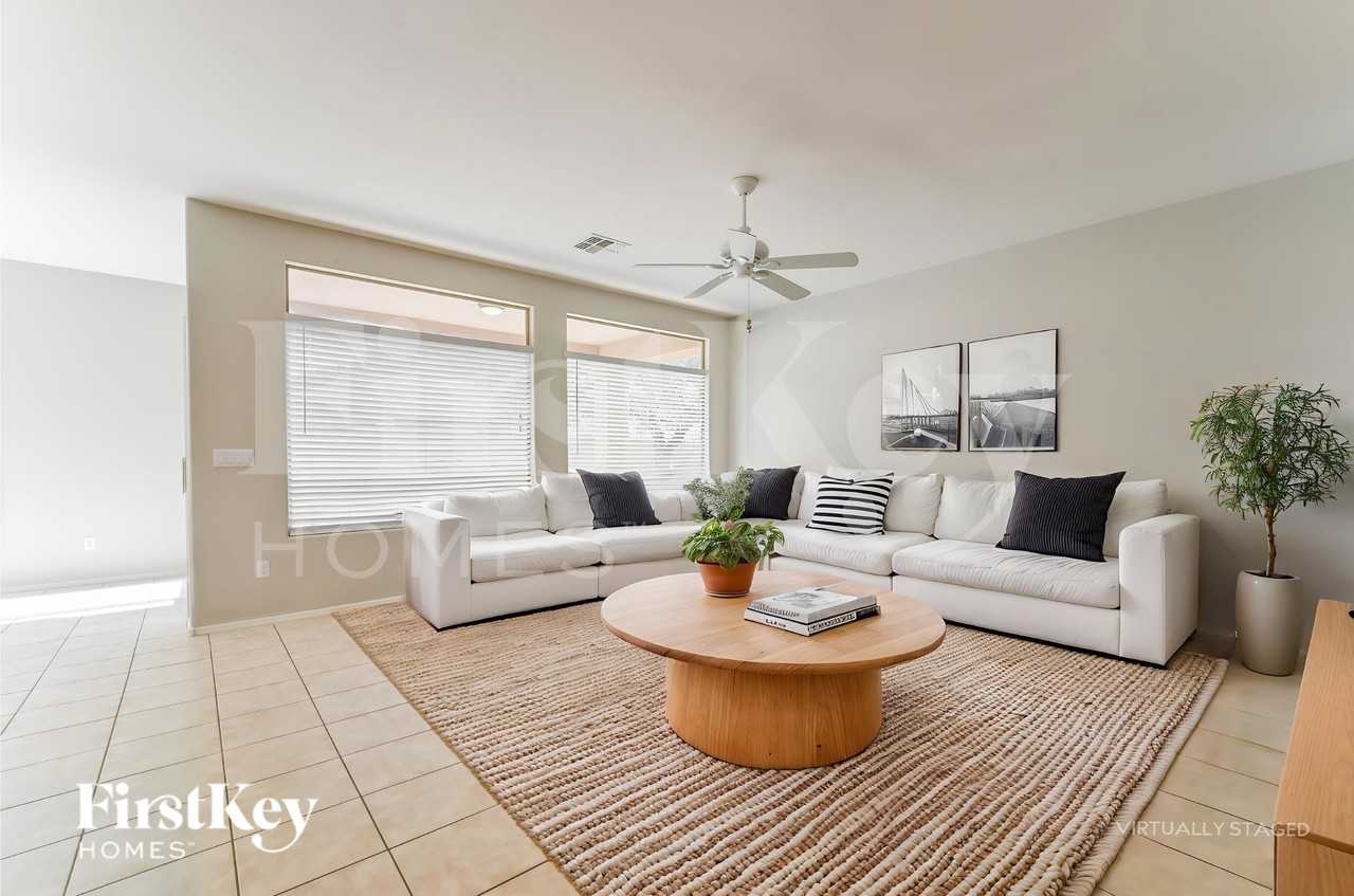 3032 E Pinto Valley Rd - Photo 3 of 19