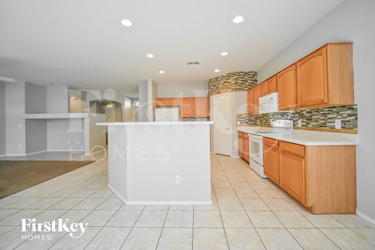 3032 E Pinto Valley Rd - Photo 6 of 19