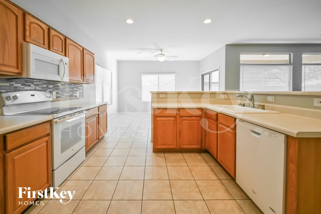 3032 E Pinto Valley Rd - Photo 7 of 19