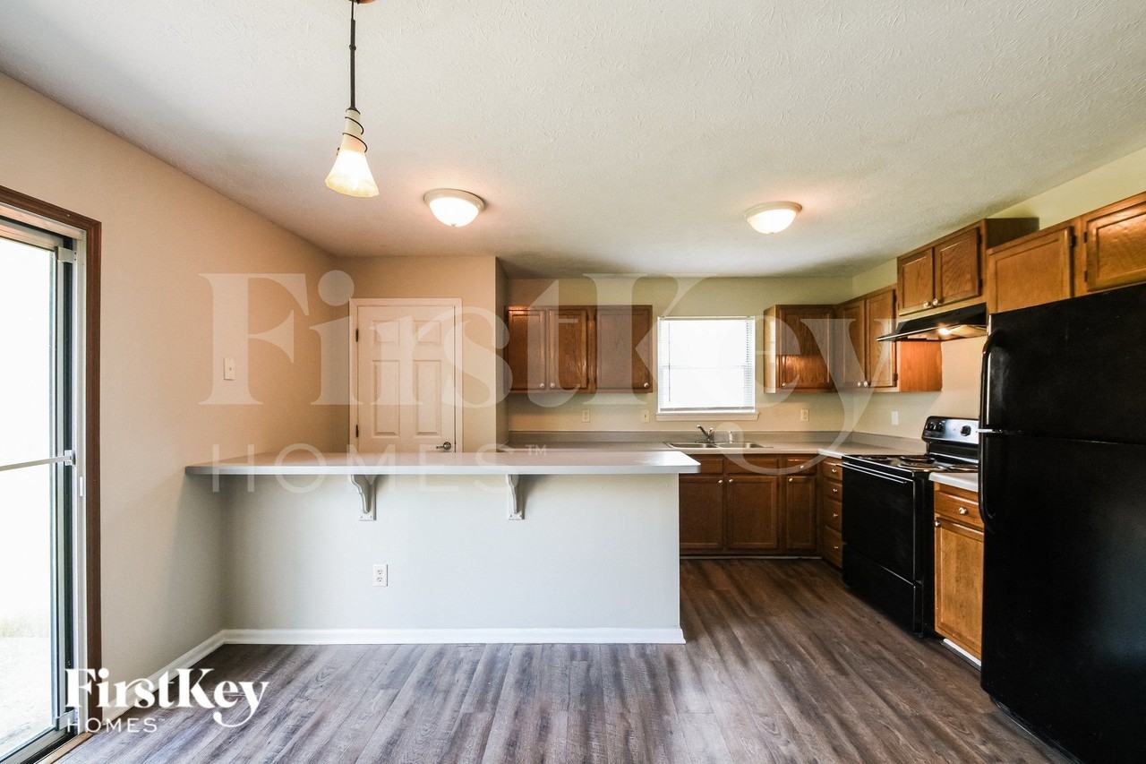 11116 Cherry Lake Ct - Photo 7 of 18