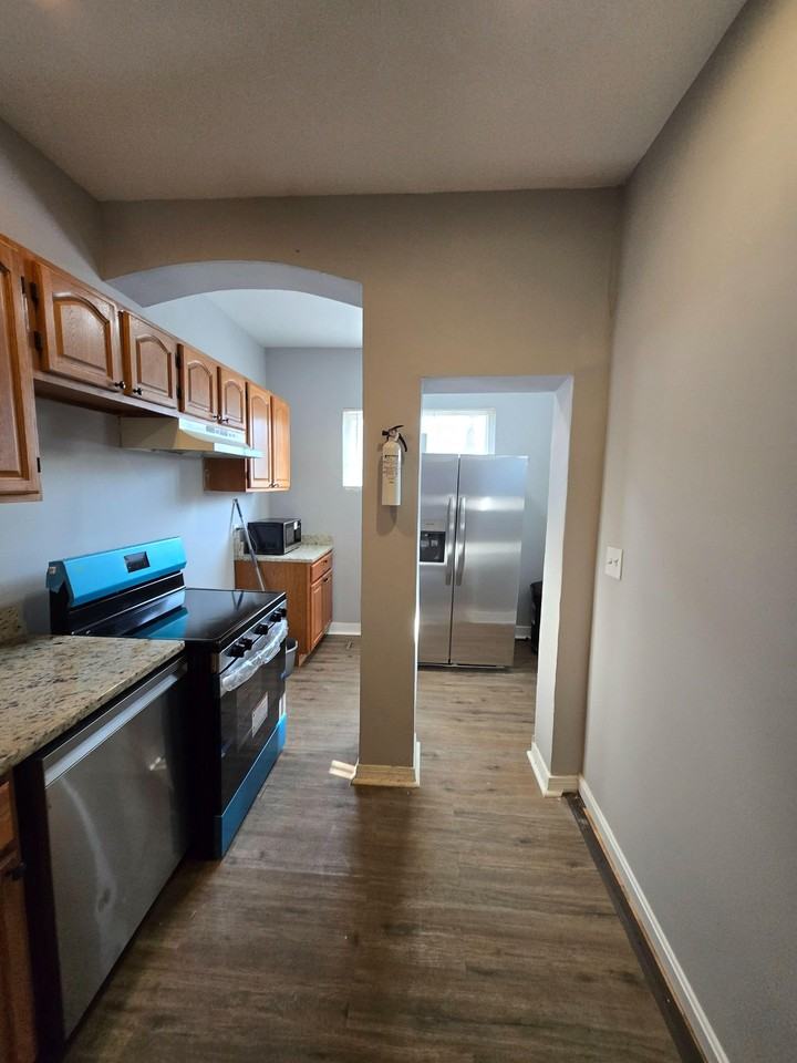 W Lafayette Ave - Photo 6 of 25