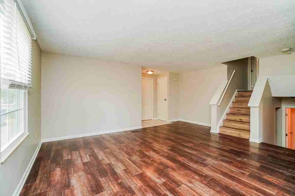 4585 Marilyn St - Photo 6 of 18