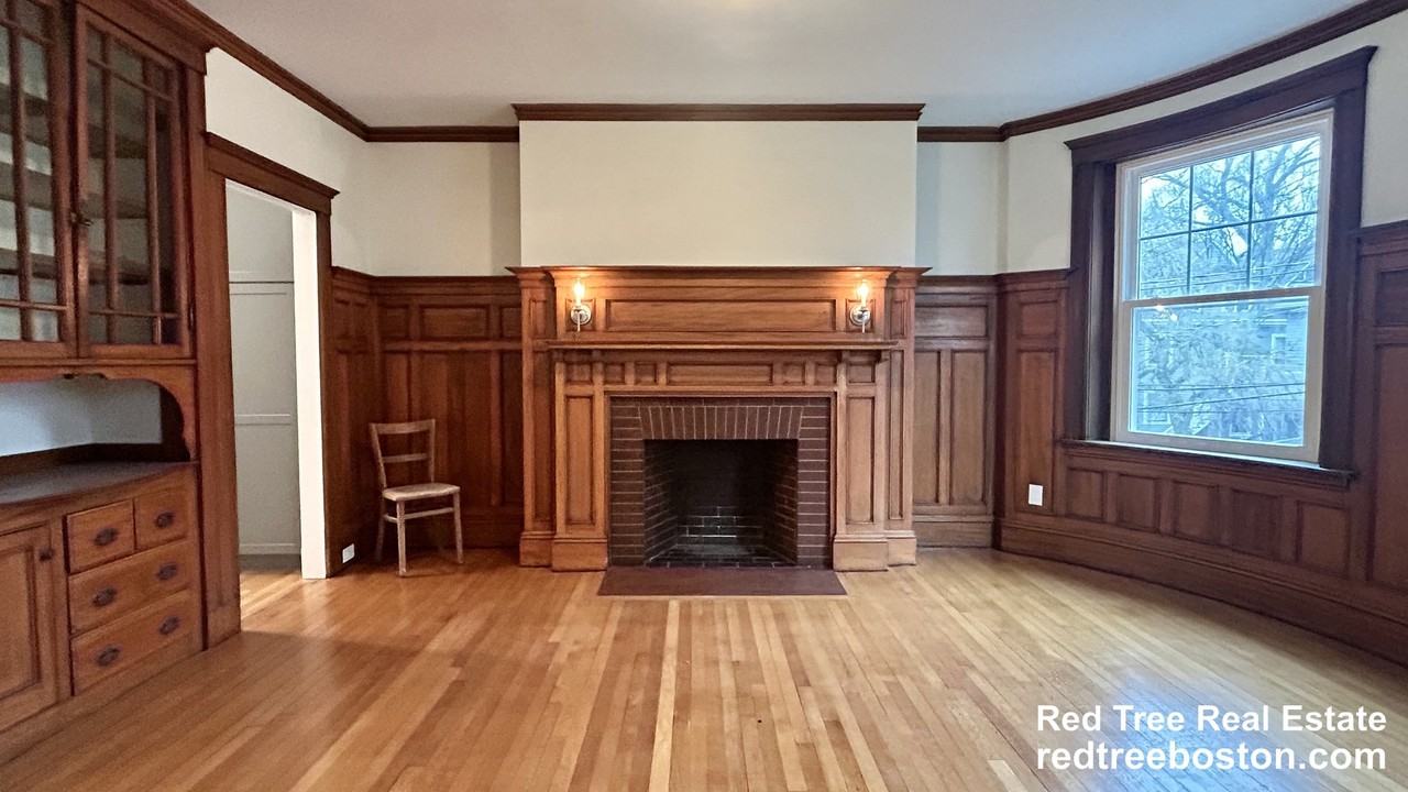 10 Dwight St #2 - Photo 4 of 16