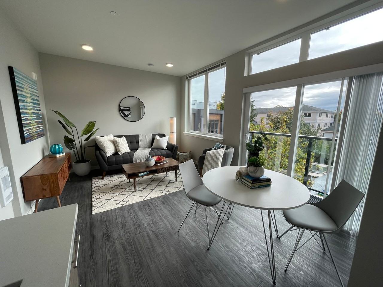 Sylvan Court - Photo 4 of 32