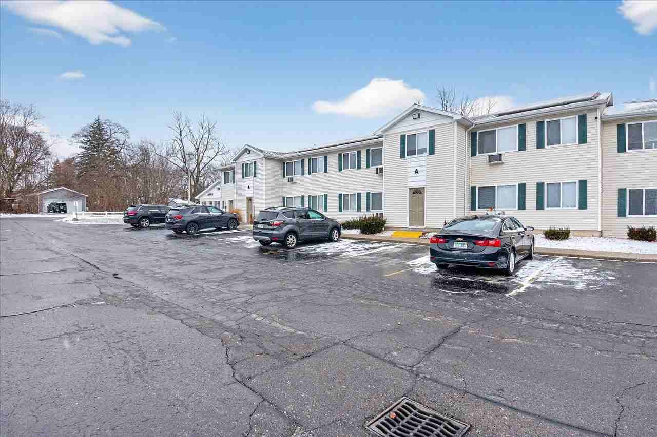 Rockway Village (Shepherd 33 LLC) - Photo 4 of 29