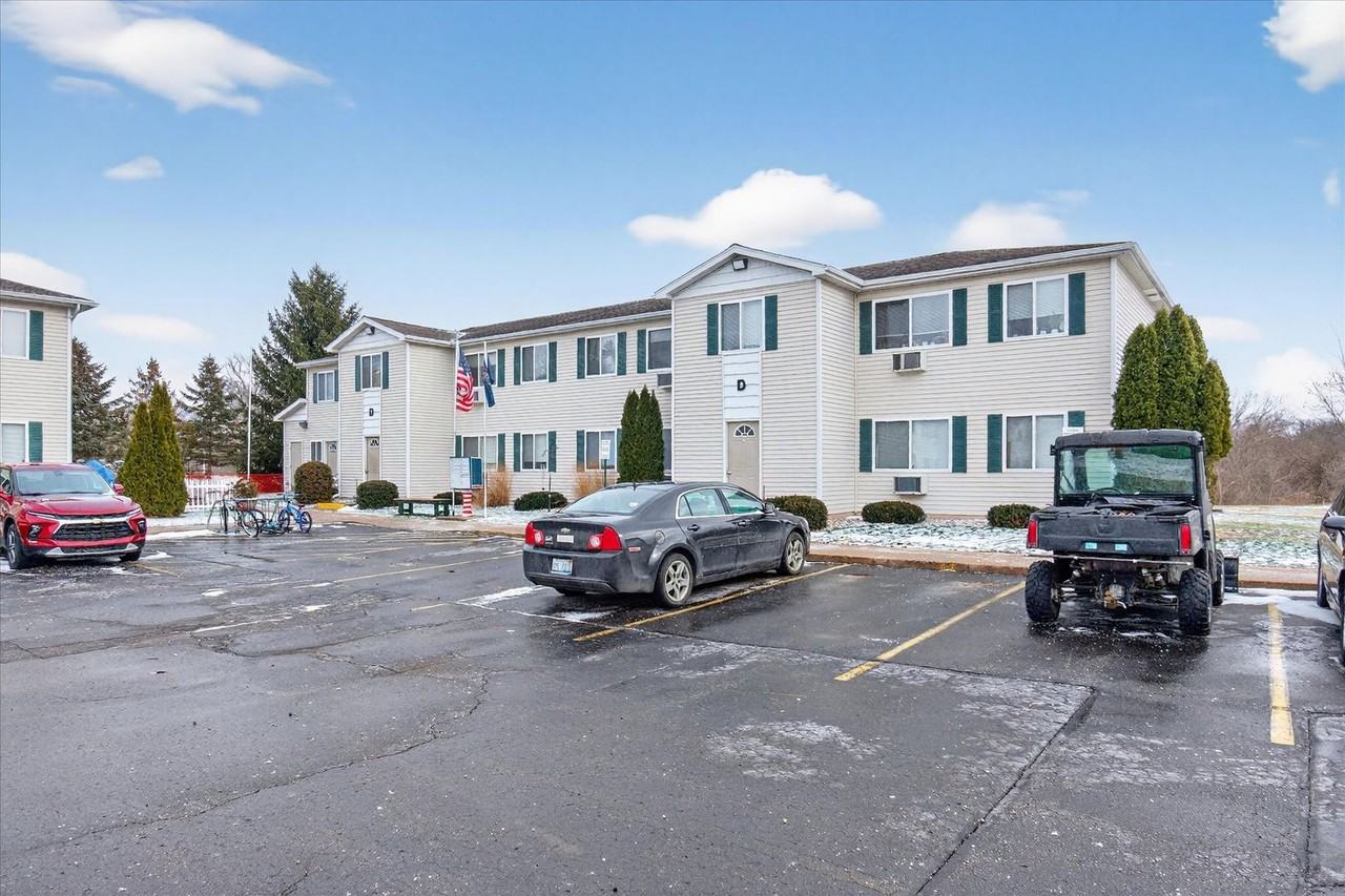 Rockway Village (Shepherd 33 LLC) - Photo 7 of 29