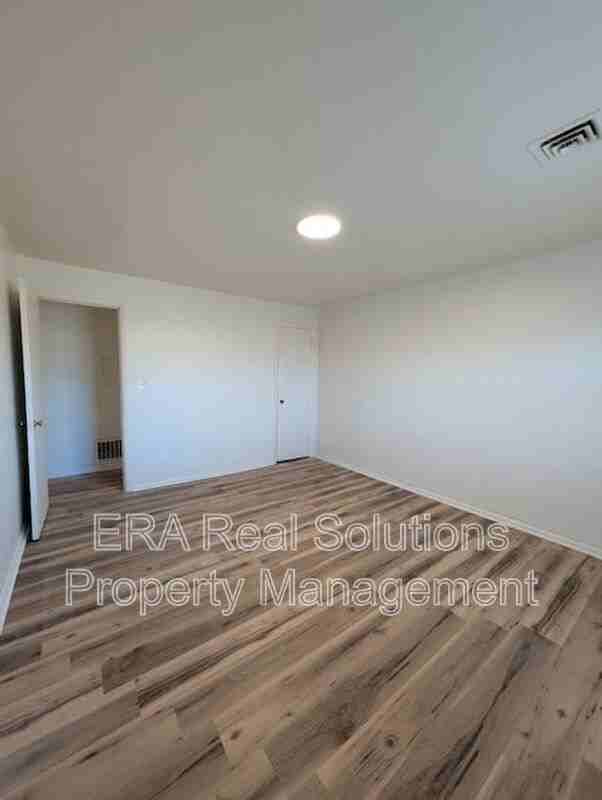 1614 Republic Ave #B - Photo 7 of 11