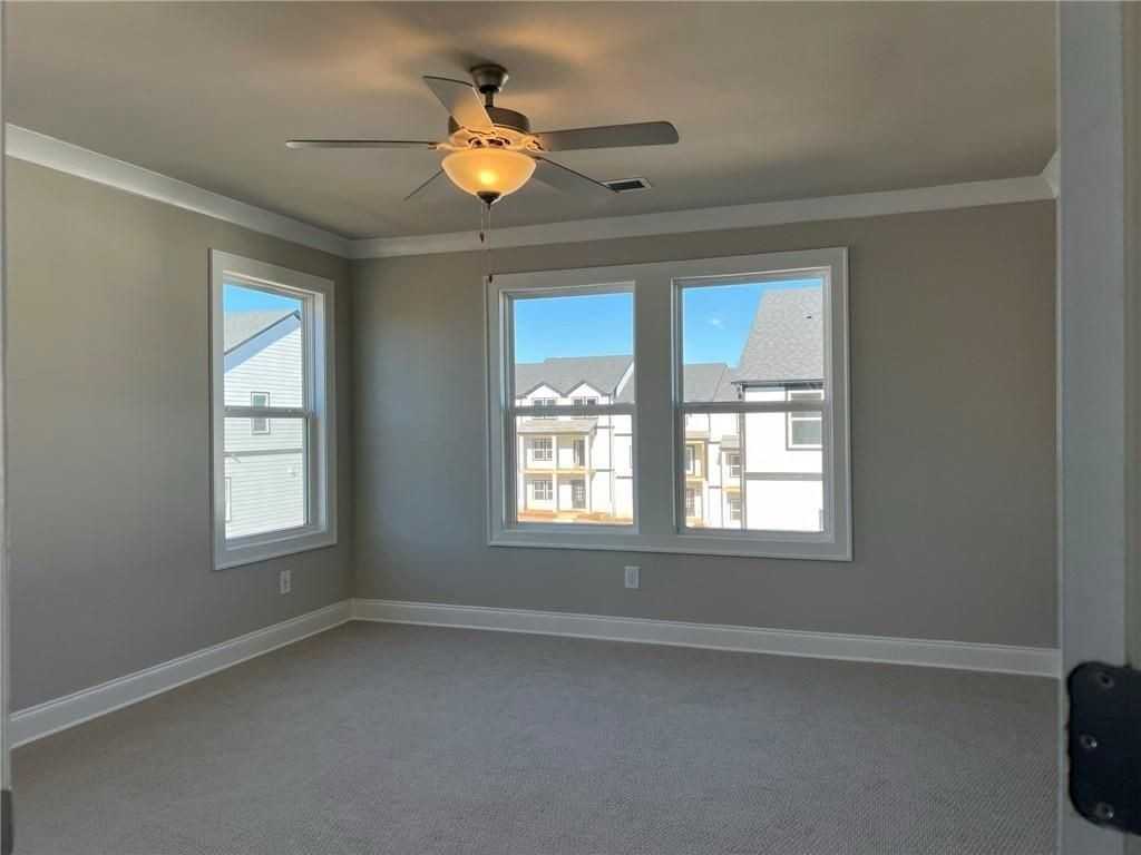 431 Lincoln St - Photo 6 of 16