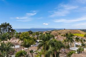 featured image of 1056 Calle Del Cerro