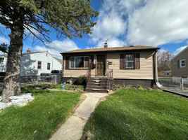 featured image of 1215 170th St