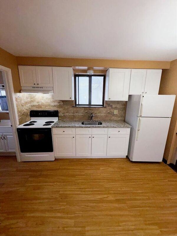 716 W Lackawanna Ave - Photo 3 of 6