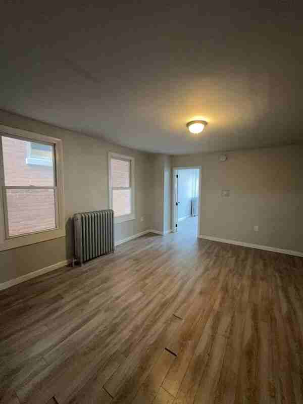 209 Cattell St #1F - Photo 6 of 16