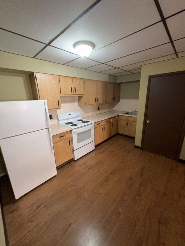 1820 Sanderson Ave #1 - Photo 2 of 14