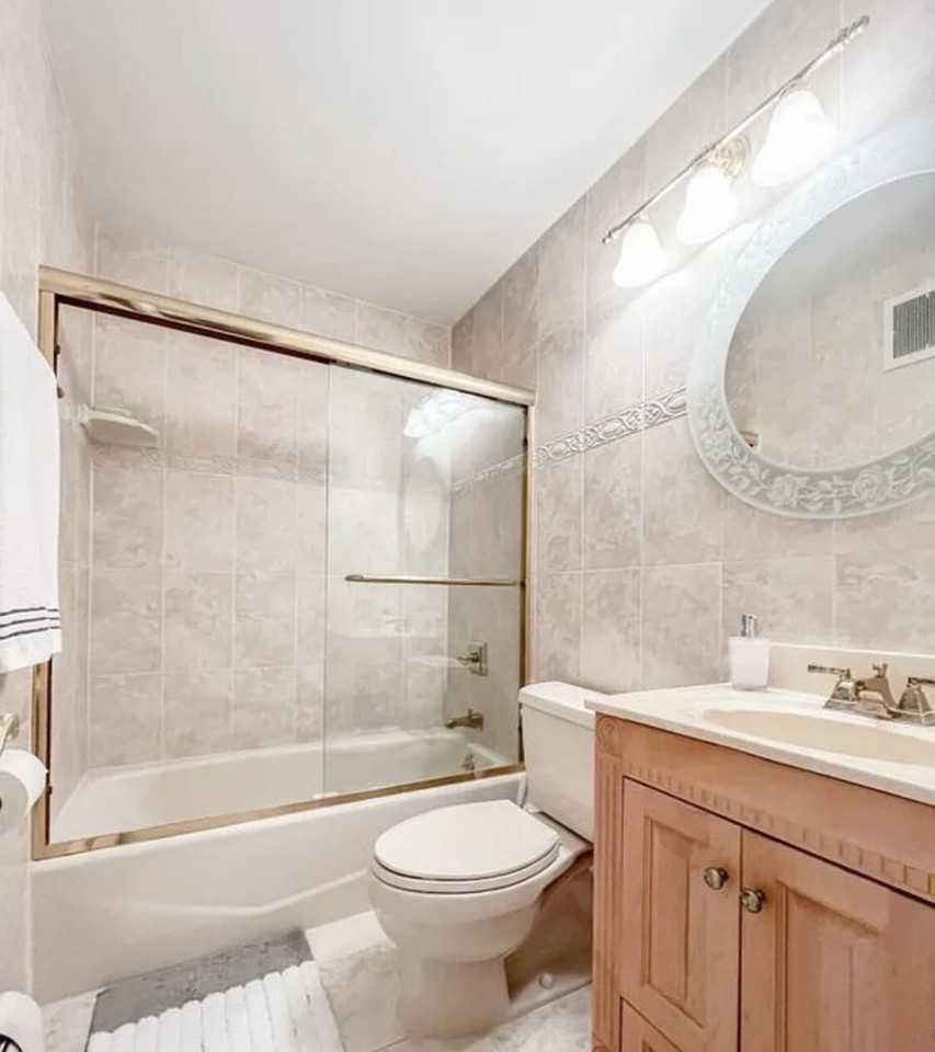 2 Elmwood Park Dr #211 - Photo 5 of 15