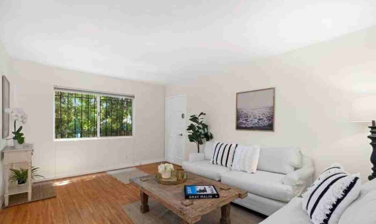 1508 12th St #3 - Photo 3 of 14