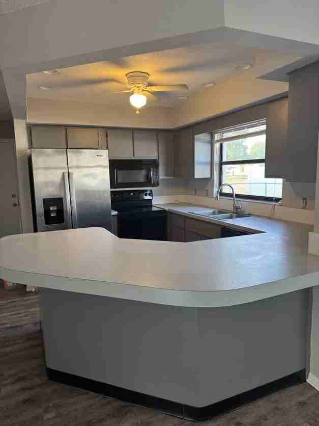 8208 Wooden Dr - Photo 2 of 14