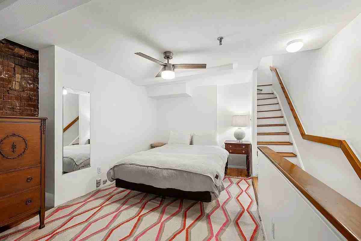 324 Pearl St #5A - Photo 2 of 7