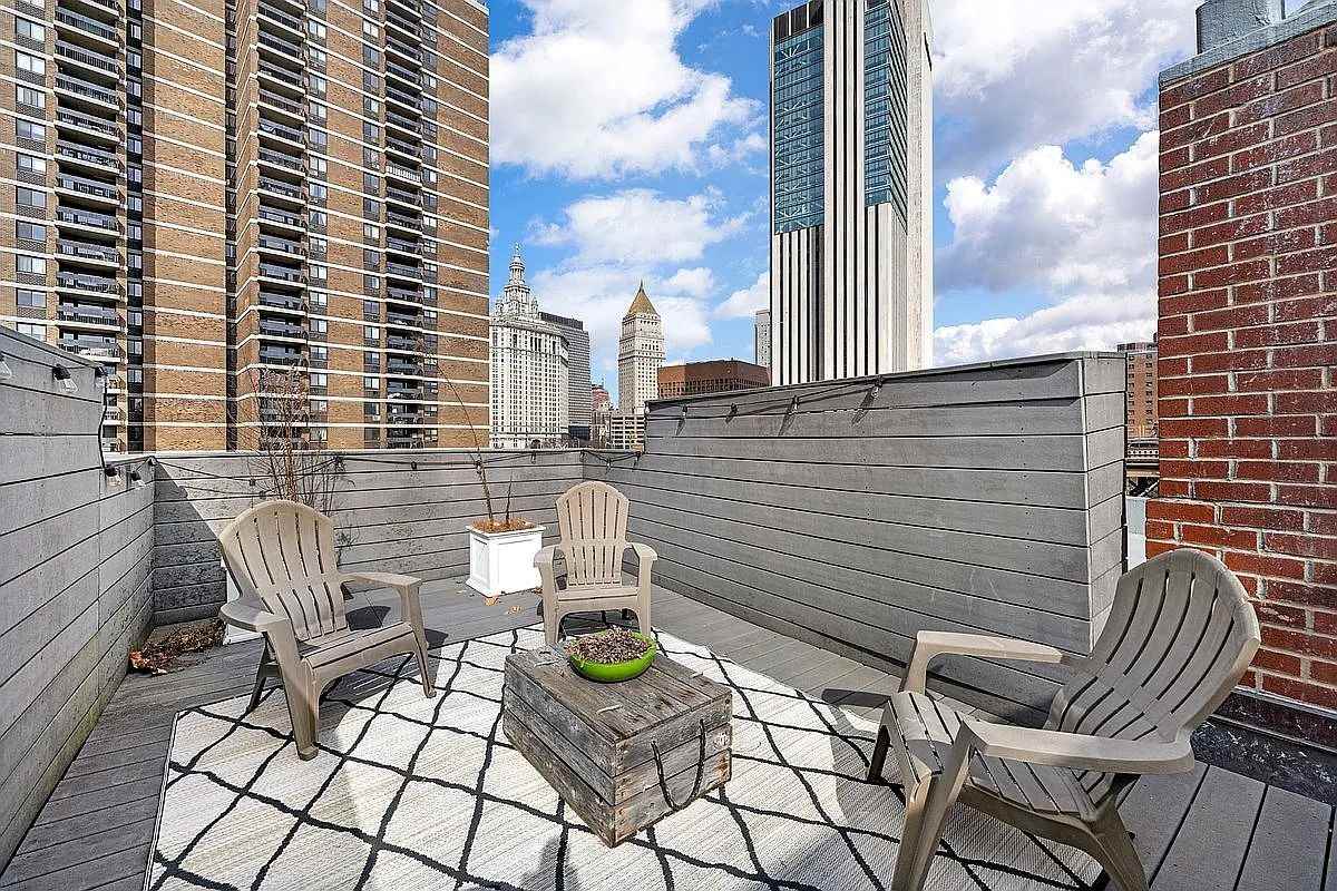 324 Pearl St #5A - Photo 4 of 7