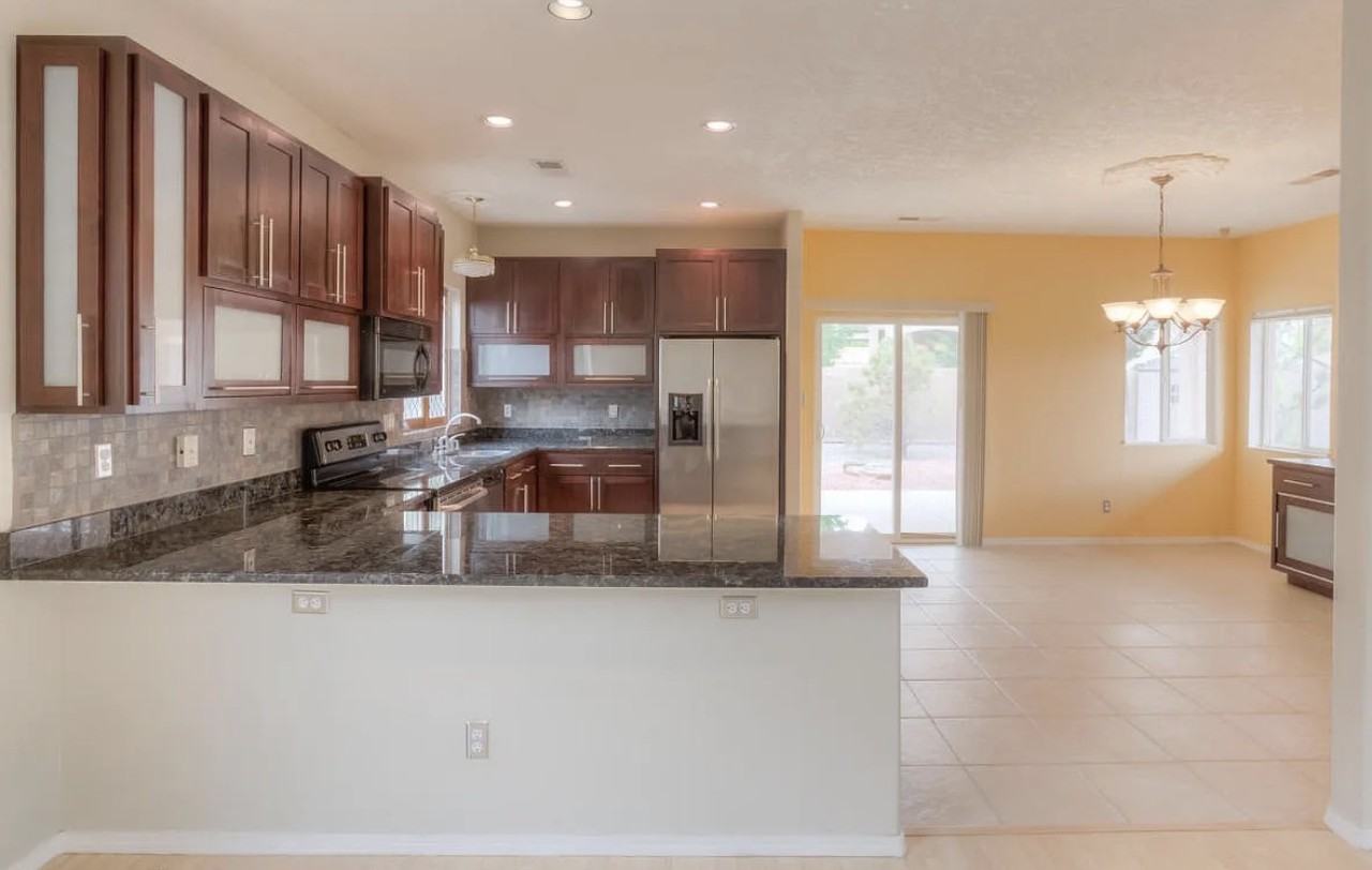 1400 Vista Monte Dr Ne - Photo 7 of 10