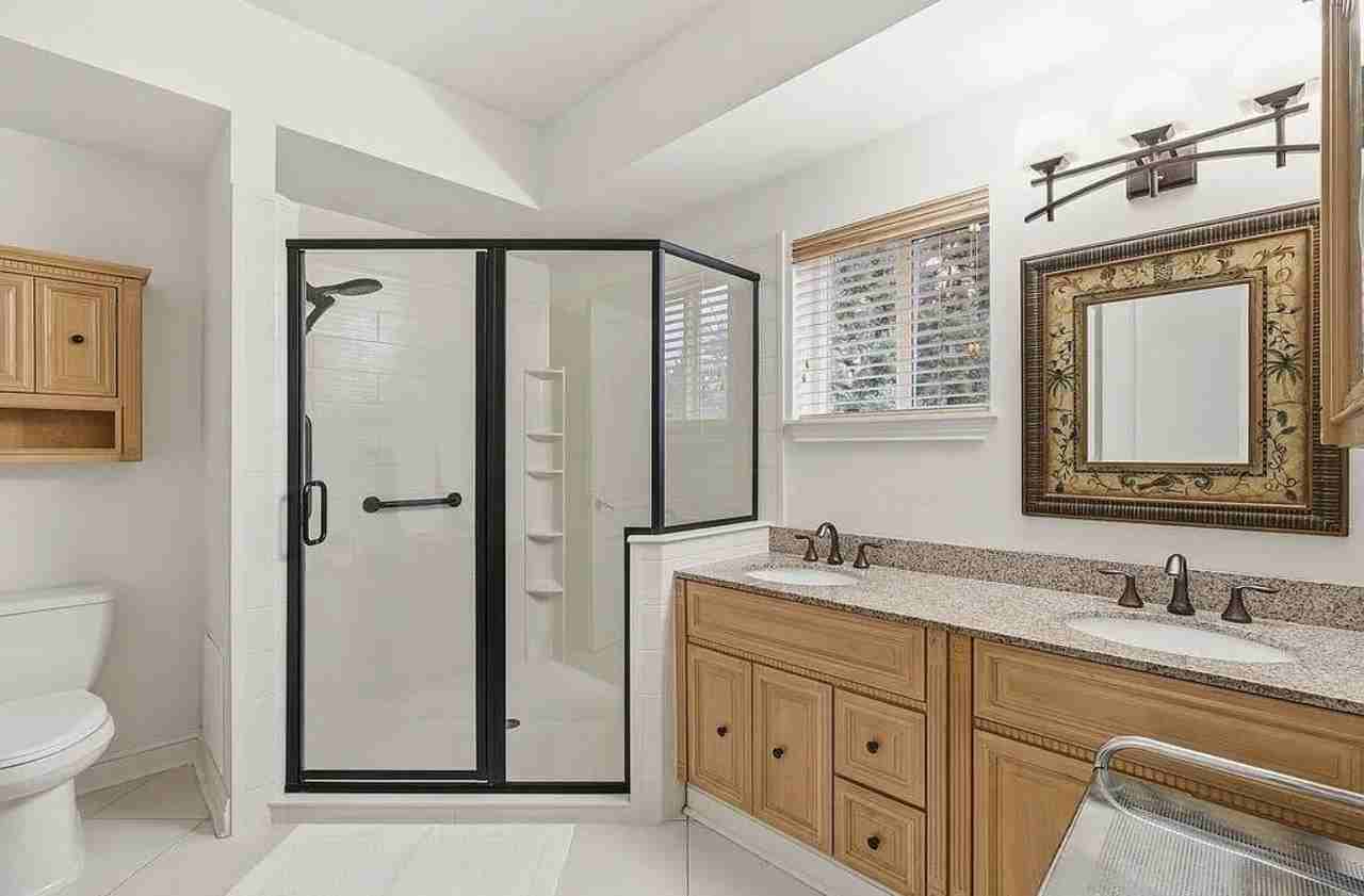 2203 W 5th Ave - Photo 4 of 10