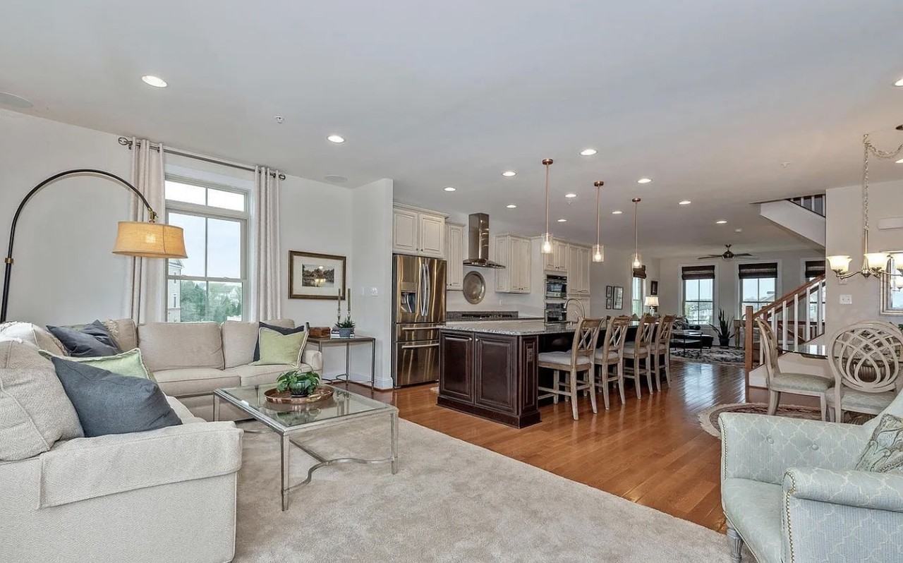 9124 Kenway Ln - Photo 6 of 10