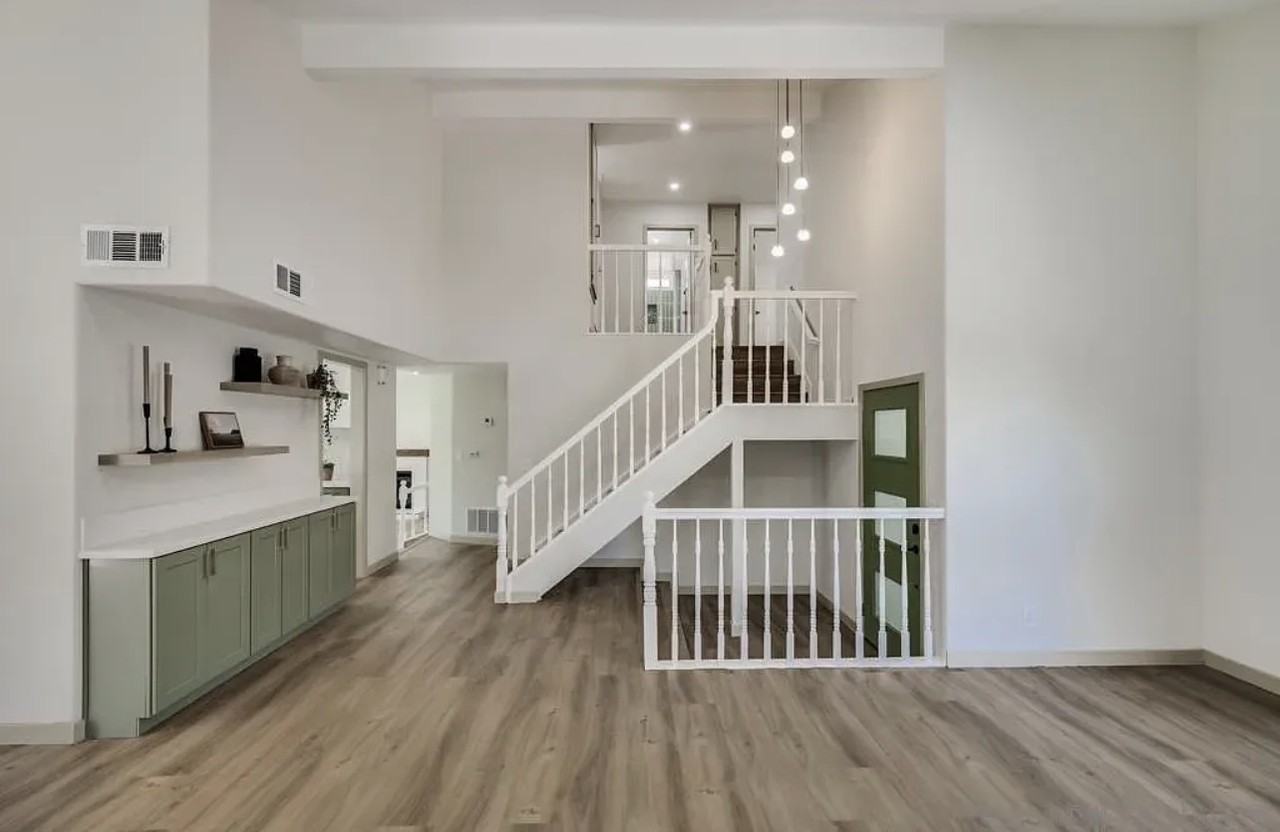 13983 Poway Valley Rd - Photo 5 of 10