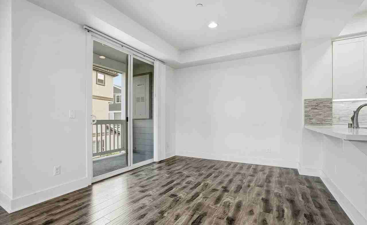 3265 Lavender Ln - Photo 7 of 10